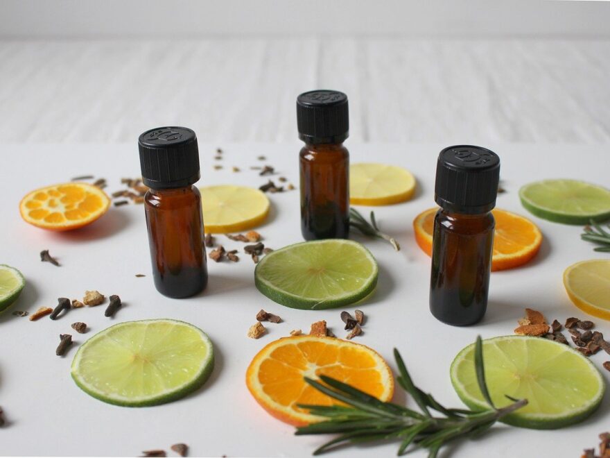 naturbelassene Öle, natürliche Öle und naturidentische Öle