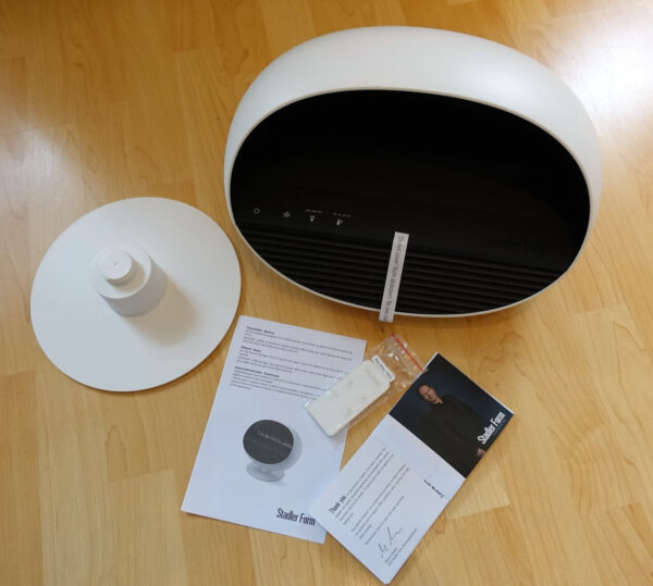 Stadler Form Erik 3-in-1 Lieferumfang und Zubehör Stadler Form Erik 3-in-1 im Lieferumfang mit Zubehör und Bedienungsanleitung auf Holzboden